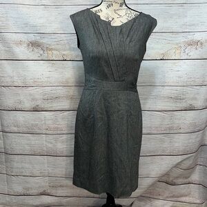 Classiques Entier Dress Sleeveless Pleated Front Herringbone Gray Size 6